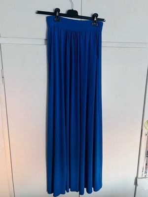 Φούστα Lynne μπλε σαν καινούργιο, μέγεθος S με λάστιχο και τσέπες