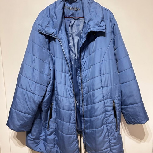 Women's long quilted jacket blue like new