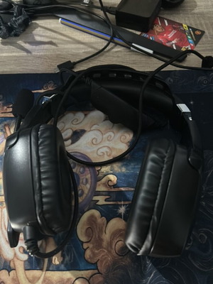 Trust GXT 488 Forze gaming ακουστικά σαν καινούργιο, επίσημα πιστοποιημένα PlayStation