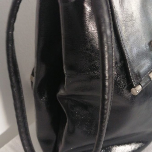 Leather shoulder bag black used