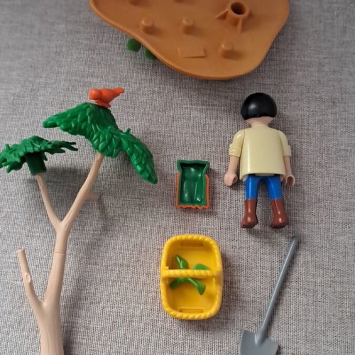 Playmobil farmer in the garden like new