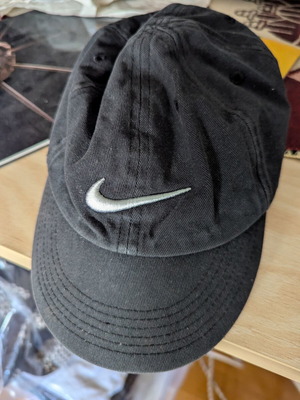 Nike cap for kids used, black