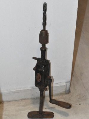 Vintage Valdor Hand Drill metal collectible tool used