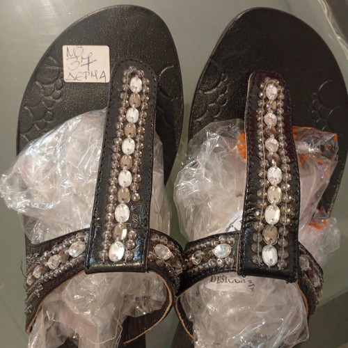 Leather flat sandals size 37 with beads new