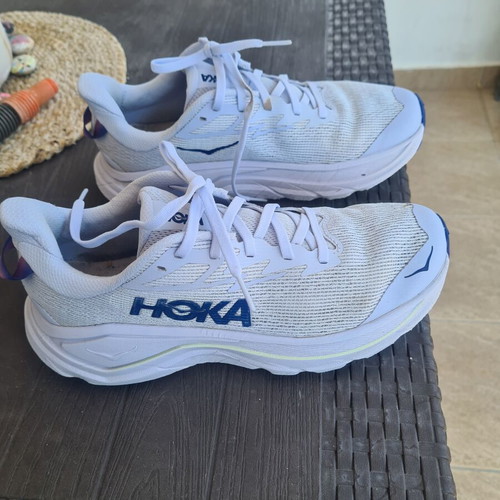 Hoka Challenger 8 women's running shoes size 39,1/3 like new