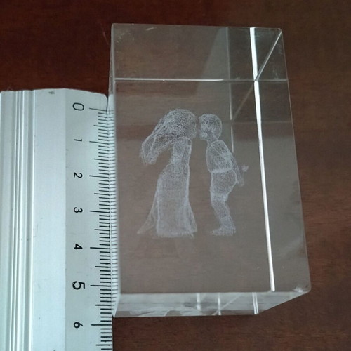 Glass decorative set of 2, like new