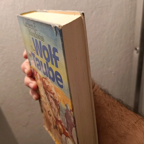 German book Der Wolf Und Die Taube Roman used