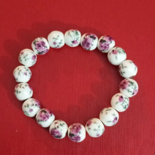 Bracelet set with ceramic beads vintage like new