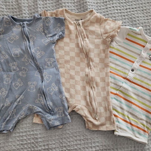 Baby rompers used, summer pack of 3 for 9-12 months