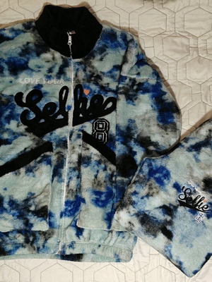 Women's Flufy Fleece tracksuit set size Large/XL multicolor like new