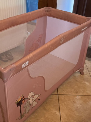 Lorelli playpen like new with extra anatomical folding mattress, pink
