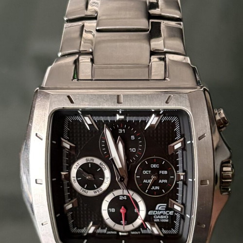 Casio Edifice EF-329D-1AVEF watch like new, stainless steel, black dial