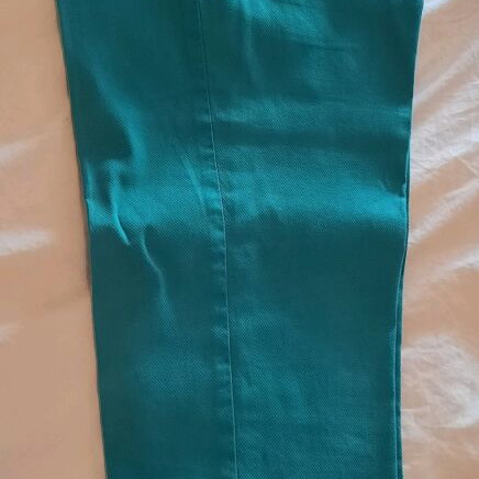 Benetton women's pants like new, 100% cotton, size 42, turquoise