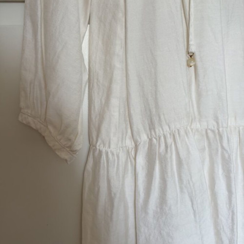 H&M dress size L white like new, loose fit