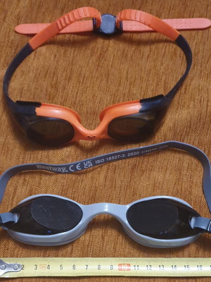 Swimming Goggles Arena Junior and Bestway Hydro-Swim like new, pack of 2
