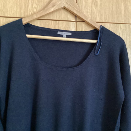 Uterqüe Navy Blue Wool and Silk Blouse Size M like new