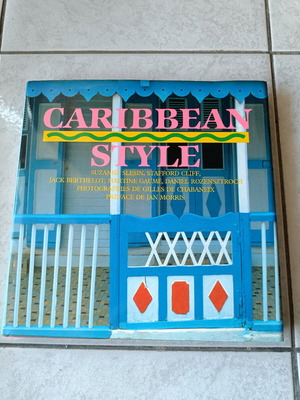 Caribbean Style book like new, French edition 1985