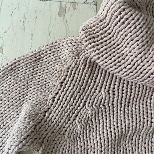 Zara knitted sweater pink like new, size M