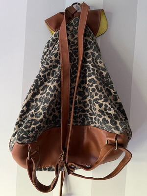 Τσάντα πλάτης