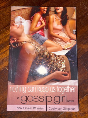 Βιβλίο Nothing Can Keep Us Together Gossip Girl μεταχειρισμένο, στα Αγγλικά