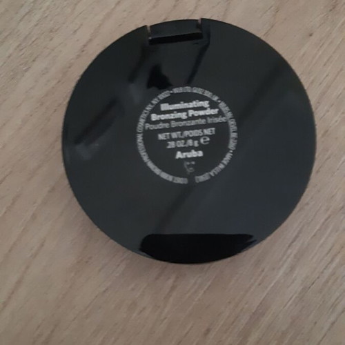 Bobbi Brown Illuminating Bronzer Aruba new