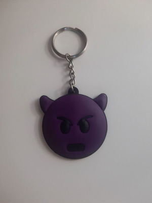 Μπρελόκ evil Emoji 2016 μεταχειρισμένο, μωβ