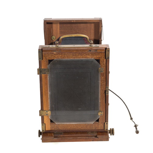Wooden photographic camera 1908 used