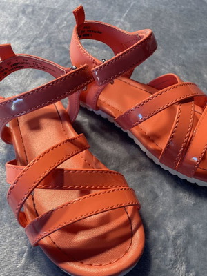 H&M children's sandals size 25