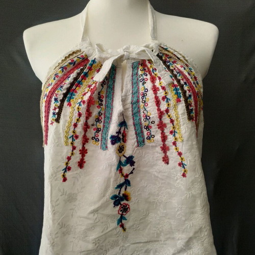 Boho top backless with embroidery size L like new