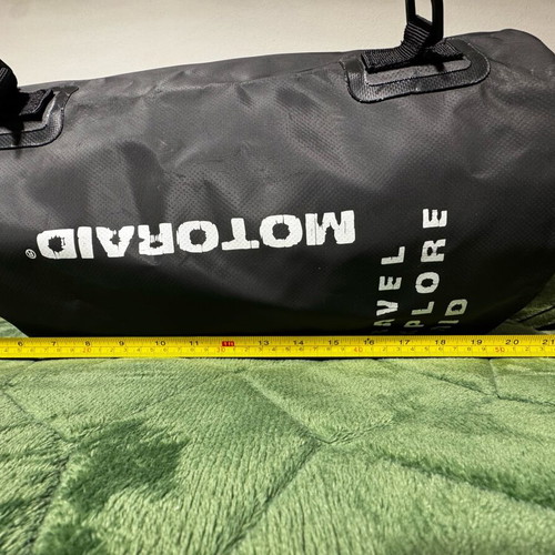 Motoraid dry bag 15-20L like new, black