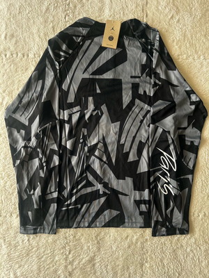 PSG Grey Training Top new, extra large