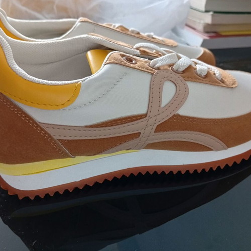 Retro women's sneakers size 39 new, beige and brown