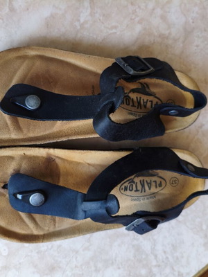 Plakton black leather sandal with memory foam size 37 like new