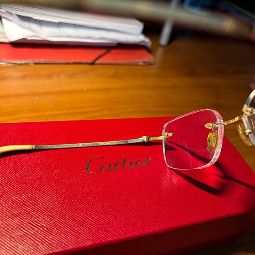 Cartier 18k eyewear like new, gold unisex glasses