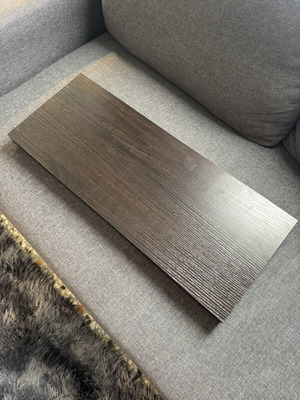 Wall shelf used