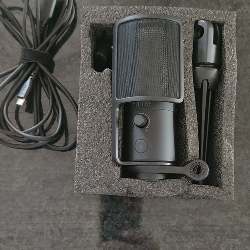 Fifine K669-PRO2 condenser microphone