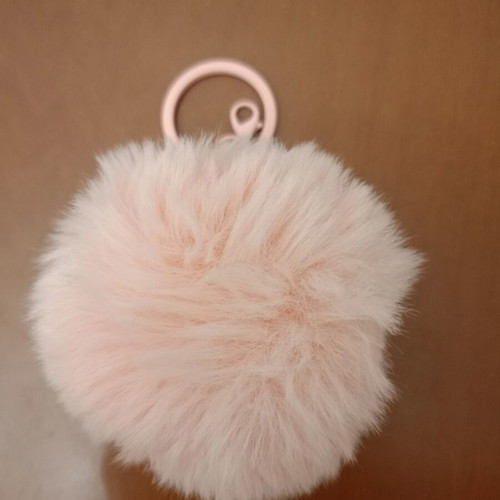 Pom-Pom Keychain pink, like new, soft and stylish accessory