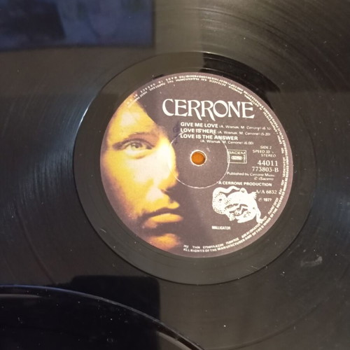 Vinyl records used, pack of 19 from 1980s-1990s