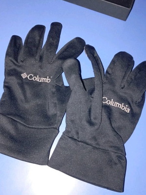 Columbia gloves new, black, size small, unisex touch screen