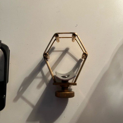 Francois Luis Alto Sax Ligature gold like new