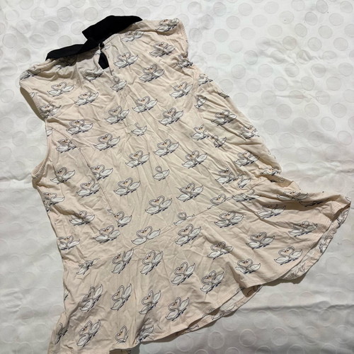 Dorothy Perkins vintage sleeveless blouse with swan prints, like new, size S