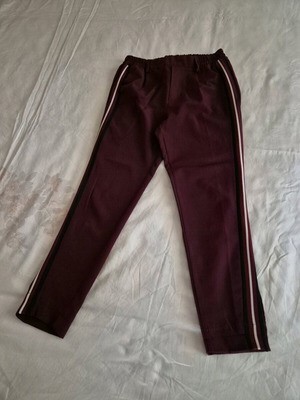 Bershka elastic burgundy pants like new, size L
