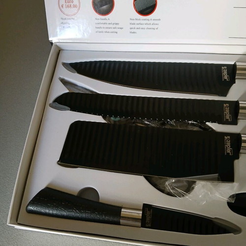 6-Piece Knife Set new with Non-Stick Coating and Ergonomic Handle