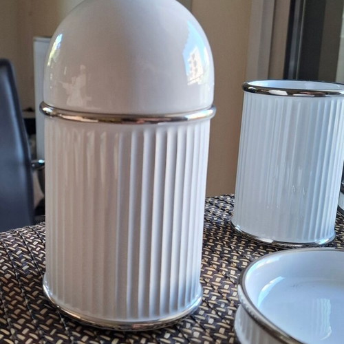 Bathroom accessory set 4 pieces new, white porcelain with chrome details