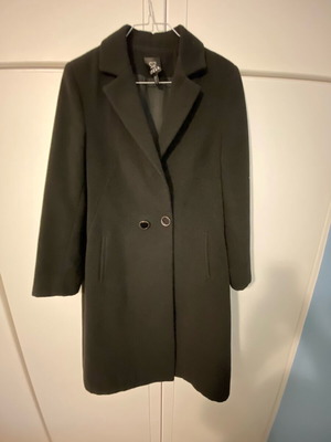 Wool coat Spell size S like new, black