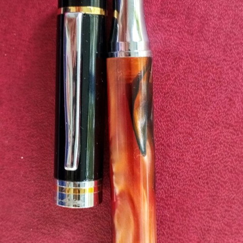 Iridium Point Pen with Signature new, acrylic brown-amber body