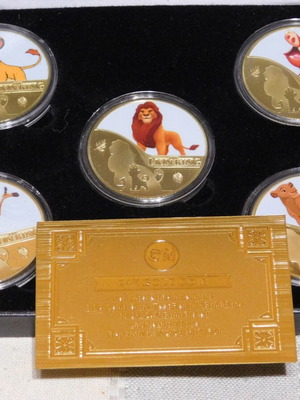 Collectible gold-plated 5 Lion King coins set with cases new