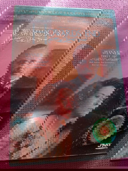 HOWARDS-END