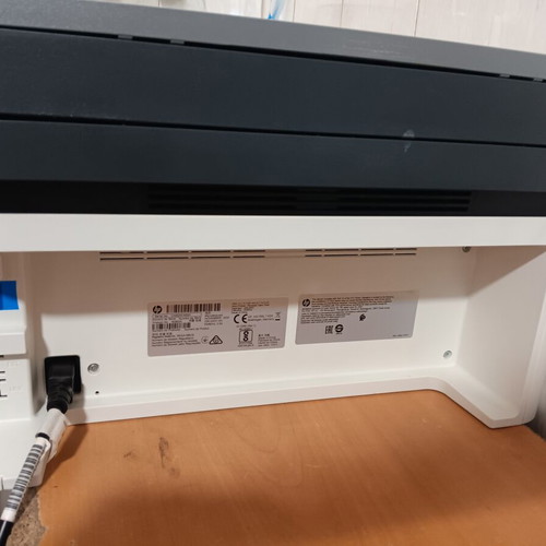 HP LaserJet Pro MFP 135A multifunction printer like new with toner 2K