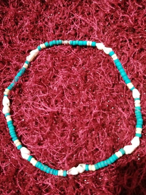 Boho necklace new with beads and shells, unworn